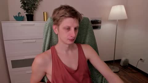 Snapshot of slim_andy chatting on 10-23-25, 07:40 Andy online show from 10-23-25, 07:40