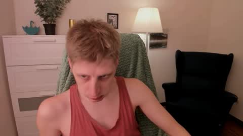 Snapshot of slim_andy chatting on 11-27-25, 08:22 Andy online show from 11-27-25, 08:22