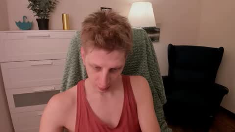 Snapshot of slim_andy chatting on 11-29-25, 08:34 Andy online show from 11-29-25, 08:34