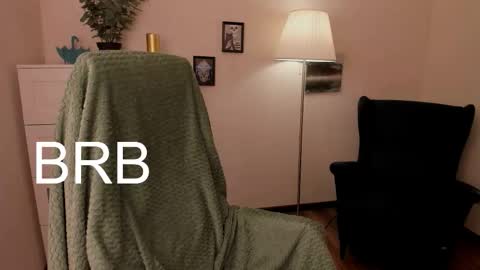 Snapshot of slim_andy chatting on 11-30-25, 08:24 Andy online show from 11-30-25, 08:24