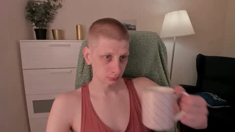 Snapshot of slim_andy chatting on 03-12-26, 08:48 Andy online show from 03-12-26, 08:48