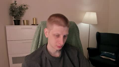 Snapshot of slim_andy chatting on 03-27-26, 08:52 Andy online show from 03-27-26, 08:52