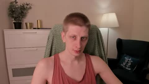 Snapshot of slim_andy chatting on 04-15-26, 08:53 Andy online show from 04-15-26, 08:53