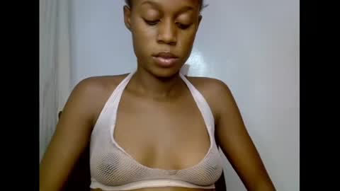 Snapshot of slim_candy12 chatting on 06-23-26, 07:56 Lily online show from 06-23-26, 07:56