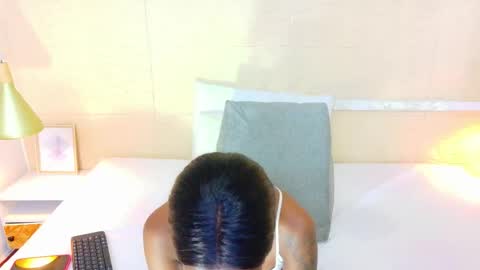 slim_chocobar18 online show from 11-20-25, 02:06