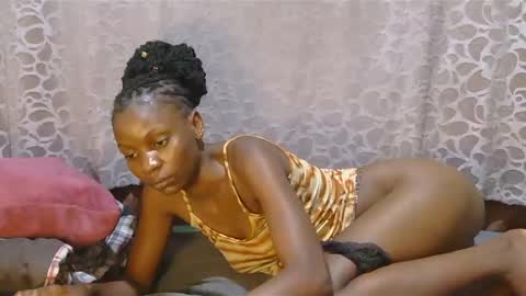 Snapshot of slim_girl01 chatting on 02-06-25, 05:09 slim_girl01 online show from 02-06-25, 05:09