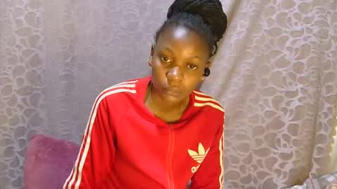 Snapshot of slim_girl01 chatting on 09-14-25, 12:21 slim_girl01 online show from 09-14-25, 12:21