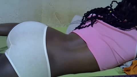 slim_girl3 online show from 02-27-26, 01:00