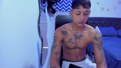 Snapshot of slim_master12 chatting on 12-30-24, 05:44 slim_master12 online show from 12-30-24, 05:44