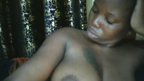 Snapshot of slim_petite_ebony chatting on 06-13-26, 11:57 slim_petite_ebony online show from 06-13-26, 11:57