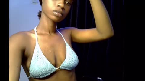 Snapshot of slim_petitqueen chatting on 11-05-25, 09:59 Alice online show from 11-05-25, 09:59