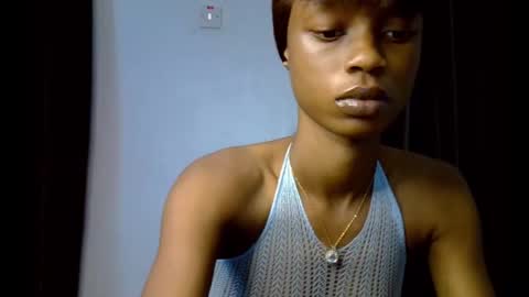 Snapshot of slim_petitqueen chatting on 11-11-25, 08:47 Alice online show from 11-11-25, 08:47