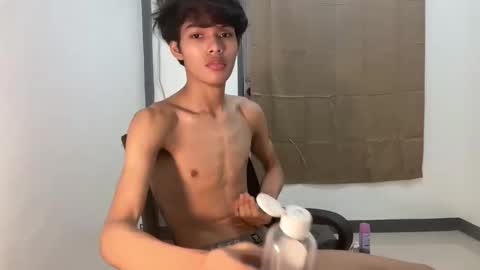 Snapshot of slim_sensation chatting on 10-13-25, 02:39 slim_sensation online show from 10-13-25, 02:39