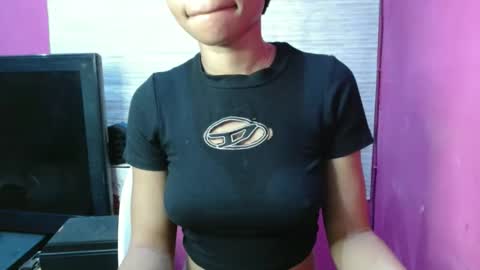 Snapshot of slimass31 chatting on 05-13-26, 05:16 slimass31 online show from 05-13-26, 05:16
