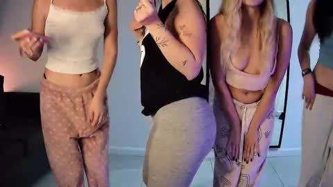 Ivi online show from 03-08-25, 03:39