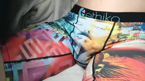 Snapshot of slimhungyvng chatting on 06-29-26, 05:13 slimhungyvng online show from 06-29-26, 05:13