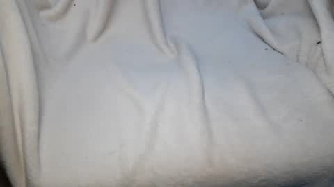 Snapshot of slimhungyvng chatting on 07-09-26, 05:39 slimhungyvng online show from 07-09-26, 05:39