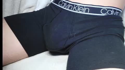 Snapshot of slimhungyvng chatting on 07-29-26, 04:16 slimhungyvng online show from 07-29-26, 04:16