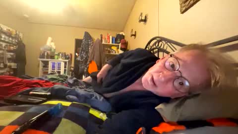 slimjim061560 online show from 05-12-26, 08:00