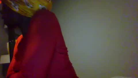 Snapshot of slimmmgooodiexoxo chatting on 12-03-24, 01:32 slimmmgooodiexoxo online show from 12-03-24, 01:32