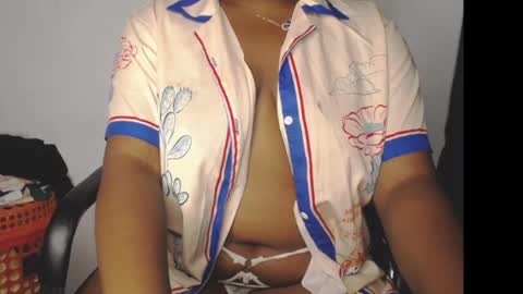 Jemila online show from 09-26-25, 01:20