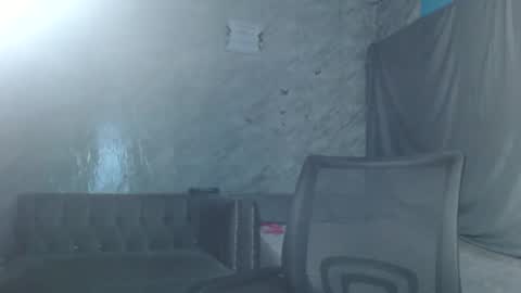 slimzyx online show from 09-18-25, 05:42