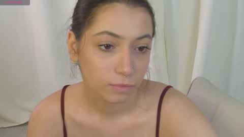 Emilia online show from 11-03-25, 12:17