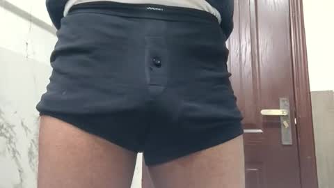 slowmooo_42069 online show from 01-05-26, 10:46