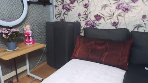 Snapshot of slutishmami chatting on 03-24-26, 06:24 slutihmami online show from 03-24-26, 06:24