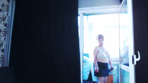 slutihmami online show from 07-10-26, 06:17