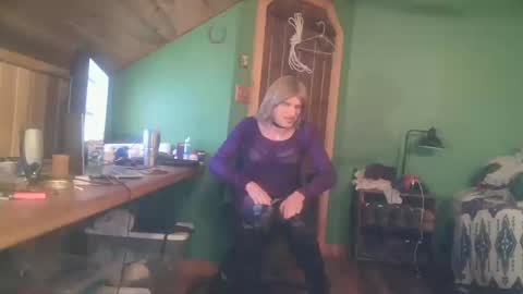 slutjennifertransxx online show from 10-10-25, 03:16