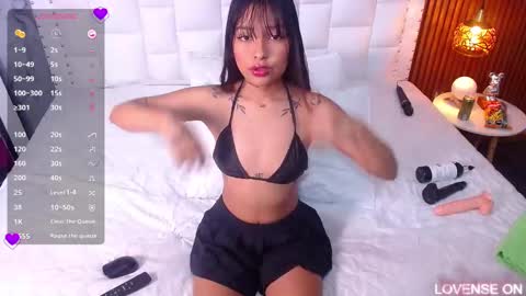 Snapshot of slutlittlecamila chatting on 03-11-25, 03:05 CAMILA online show from 03-11-25, 03:05