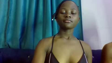 Snapshot of slutty_charmz chatting on 09-08-25, 08:41 Bree online show from 09-08-25, 08:41