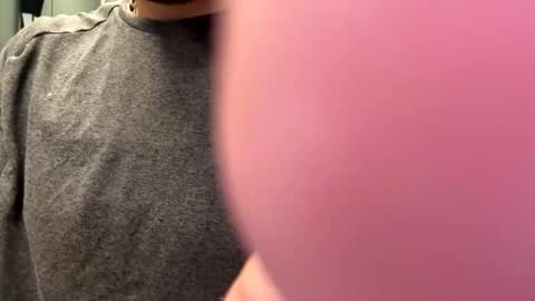 Snapshot of sluttygoodboy25 chatting on 12-07-24, 04:14 sluttygoodboy25 online show from 12-07-24, 04:14