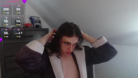 Natsu online show from 04-01-26, 04:59