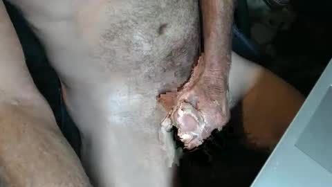 Snapshot of slyfast1 chatting on 11-06-25, 05:19 slyfast1 online show from 11-06-25, 05:19