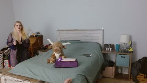 Rachel Lawrence online show from 12-30-24, 03:25