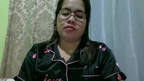 Snapshot of small_boobs59 chatting on 11-20-25, 03:01 Lovewella online show from 11-20-25, 03:01