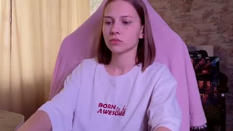 Emma online show from 07-10-26, 06:17