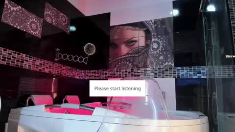 Small Hot19 online show from 10-23-25, 10:47