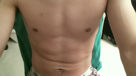 Small online show from 10-01-25, 05:46