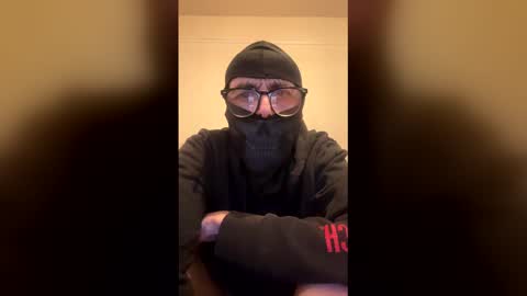 Snapshot of smallcock1406 chatting on 03-03-26, 12:50 smallcock1406 online show from 03-03-26, 12:50