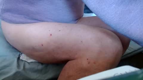 smallmalelass online show from 02-25-25, 11:00