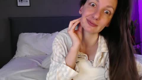 Anna no bbbbybybbabebyy just Anna. And dont call me mom please. online show from 03-02-25, 05:44