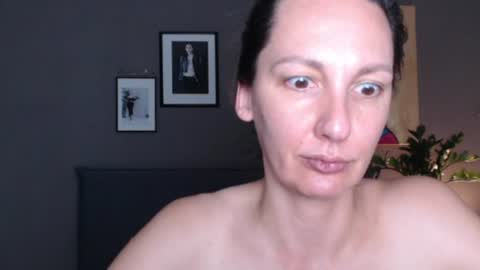 Snapshot of smalltittsbigsoul chatting on 07-11-26, 05:37 Anna no bbbbybybbabebyy just Anna. And dont call me mom please. online show from 07-11-26, 05:37