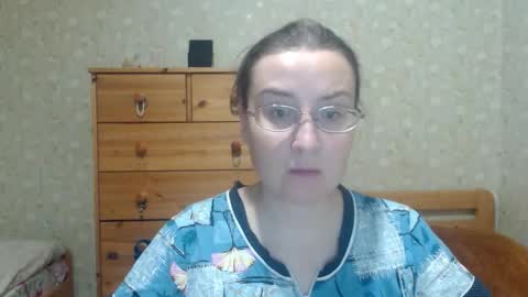 smart_rose online show from 12-21-25, 03:41