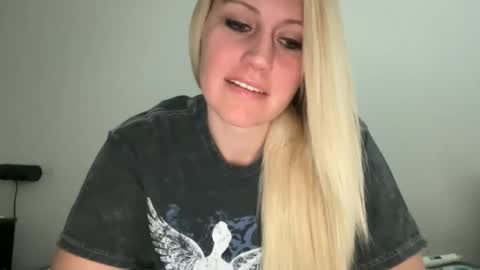 smexxii93 online show from 01-15-26, 05:38