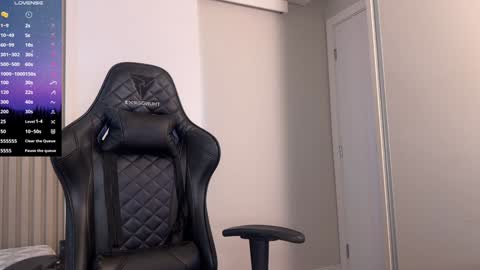 Emily Burns online show from 12-12-24, 05:59