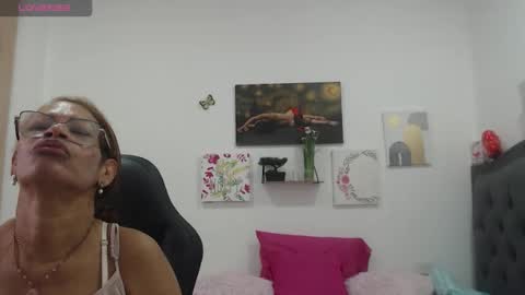 Smileth online show from 02-22-26, 12:36