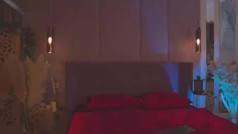 Mia online show from 03-29-26, 05:07